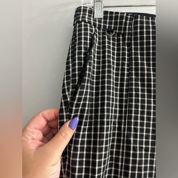 Anthropologie The Essential Slim Cropped Pants - Picture 9 of 10